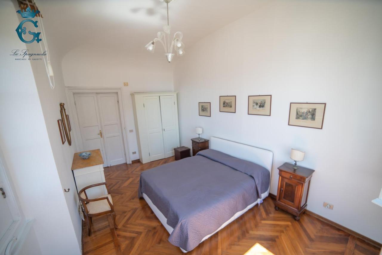 La Spagnuola - Villa Cinquecentesca Sul Mare Con Parco Privato Савона Экстерьер фото